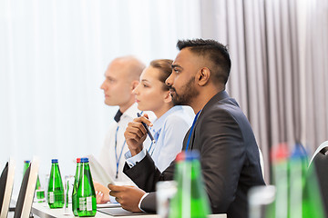 Image showing business team at international conference