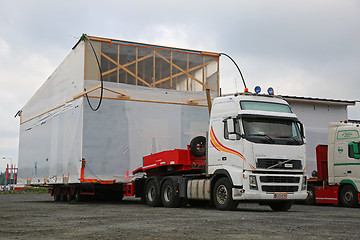 Image showing Volvo FH16 Semi Trailer Wide Load Transport