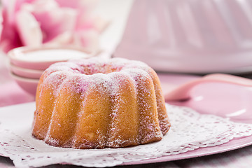 Image showing Sponge pink cake