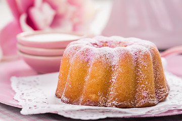 Image showing Sponge pink cake