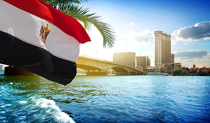 Image showing Flag and Cairo bridge