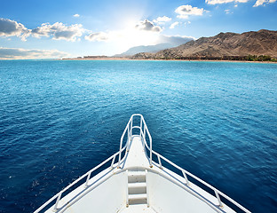 Image showing Motor yacht in a bay