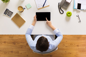 Image showing businesswoman with tablet pc at office