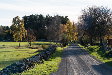 Image showing Beautiful gravel road