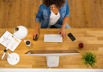 Image showing Businesswoman working at the office