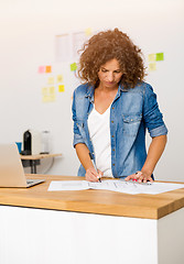 Image showing Woman working at the office