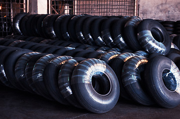 Image showing Avia tires production