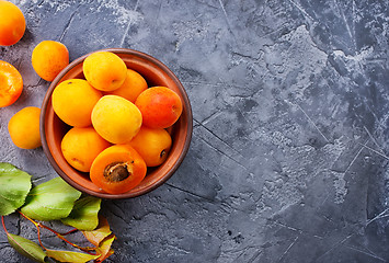 Image showing fresh apricots