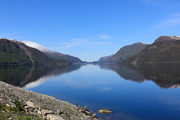 Image showing A beautiful spring day at Horningsdalsvatnet in Sogn og Fjordane