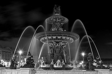 Image showing Fountain at Place de la Concorde in Paris 