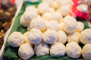 Image showing coconut cookies on stall