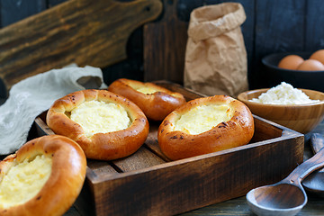 Image showing Fresh rolls with homemade cottage cheese.