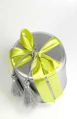 Image showing metal gift box