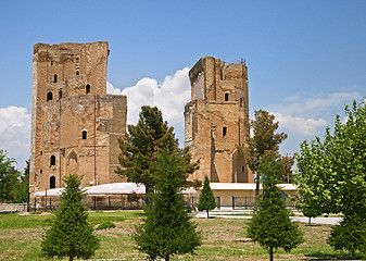 Image showing Ruins of Ak-Saray Palace, Shakhrisabz