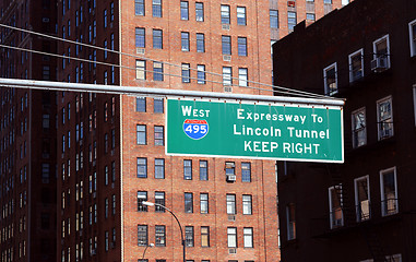 Image showing Street sign for West 495 Expressway to Lincoln Tunnel