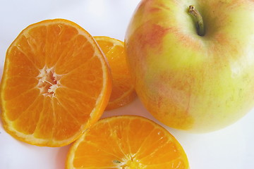 Image showing apple and oranges