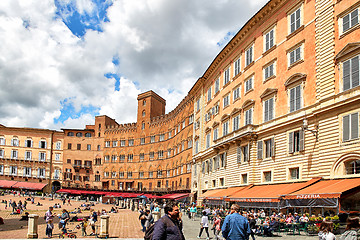 Image showing Piazza del Campo, Siena, Italy