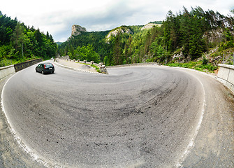 Image showing Mountain road at its turn