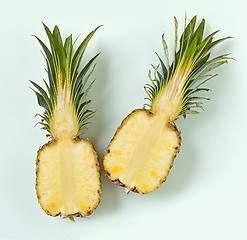 Image showing half of pineapple