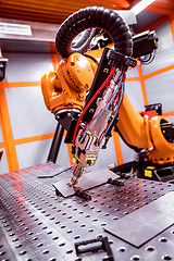 Image showing Fibre laser robotic remote cutting system