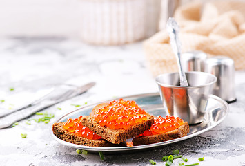 Image showing bread with red salmon caviar