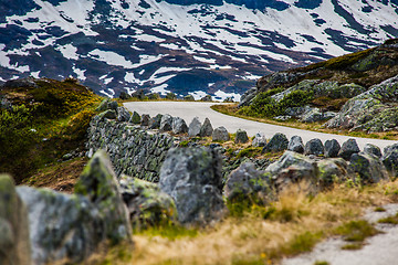 Image showing Gravel road on Hardangervidda, Norway