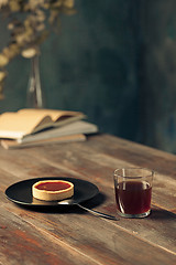 Image showing The cake on wooden table