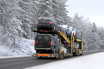 Image showing Car Carrier in Winter