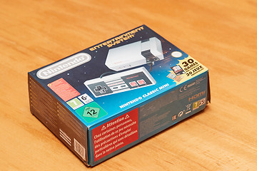 Image showing Nintengo NES classic edition