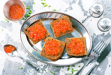 Image showing bread with red salmon caviar