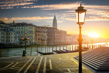 Image showing Street lamp in Venice