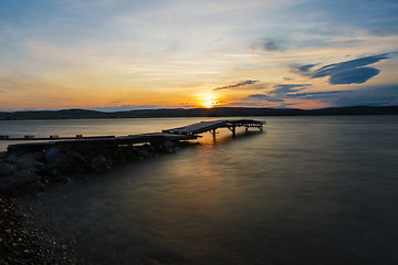 Image showing Sundawn at lake