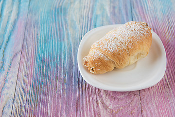 Image showing Tasty eclair on plate