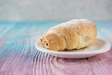 Image showing Tasty eclair on plate