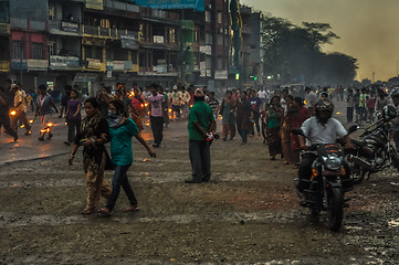 Image showing man in centre in Nepal