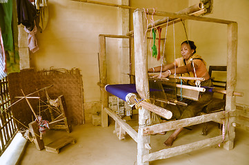Image showing Woman with loom in Bangladesh
