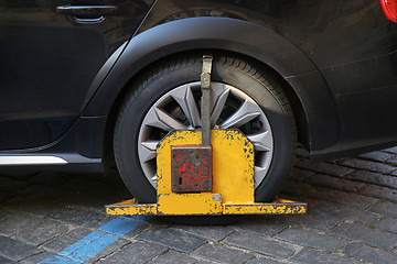 Image showing Car was locked with clamped vehicle, wheel lock because of illeg