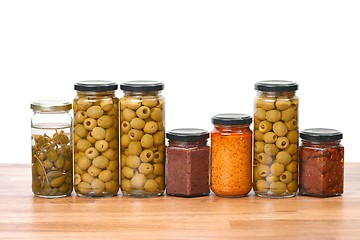 Image showing Olives , pesto, dried tomatoes