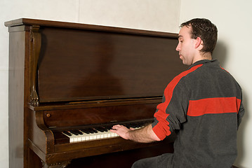 Image showing Pianist