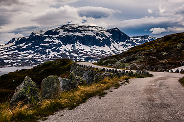 Image showing Gravel road on Hardangervidda, Norway