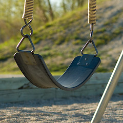 Image showing Empty Swing