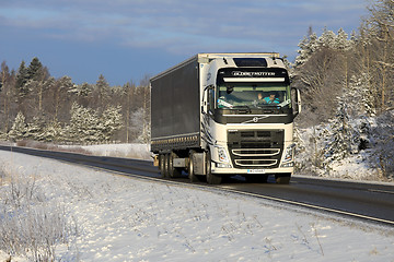 Image showing White Volvo FH Semi Trailer in Winter