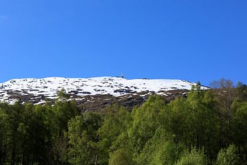 Image showing A beautiful spring day at Horningsdalsvatnet in Sogn og Fjordane