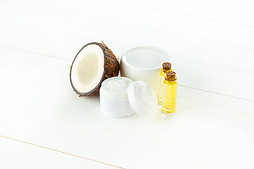 Image showing Natural coconut oil