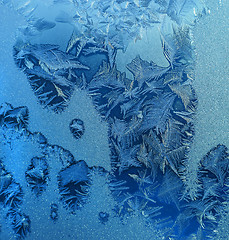 Image showing Natural ice pattern on glass