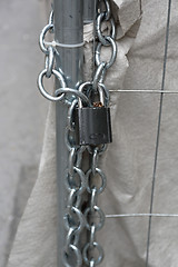 Image showing Padlock and Chain