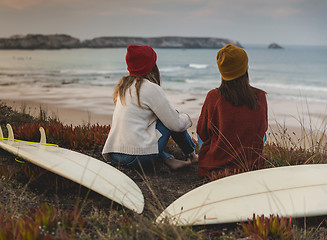 Image showing Waiting for waves