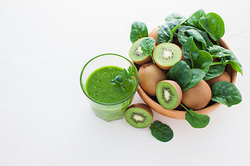 Image showing glass of green smoothie