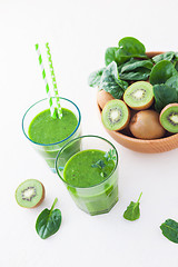 Image showing glass of green smoothie