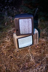 Image showing TV no signal in grass